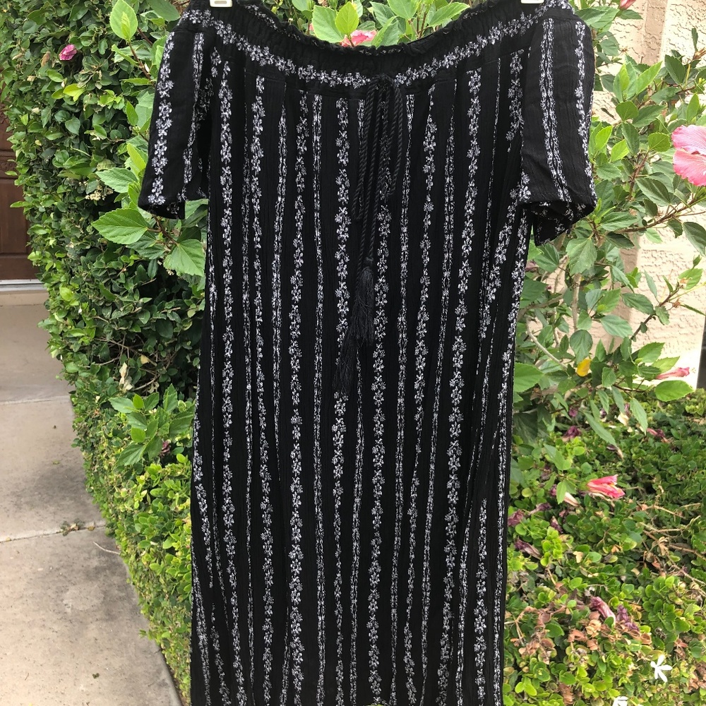 BE COOL Off the shoulder Black Print Summer Dress
